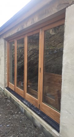 Oak 4 Door Bi-Fold Set