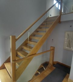 Oak open tread staircase glass inset balustrade